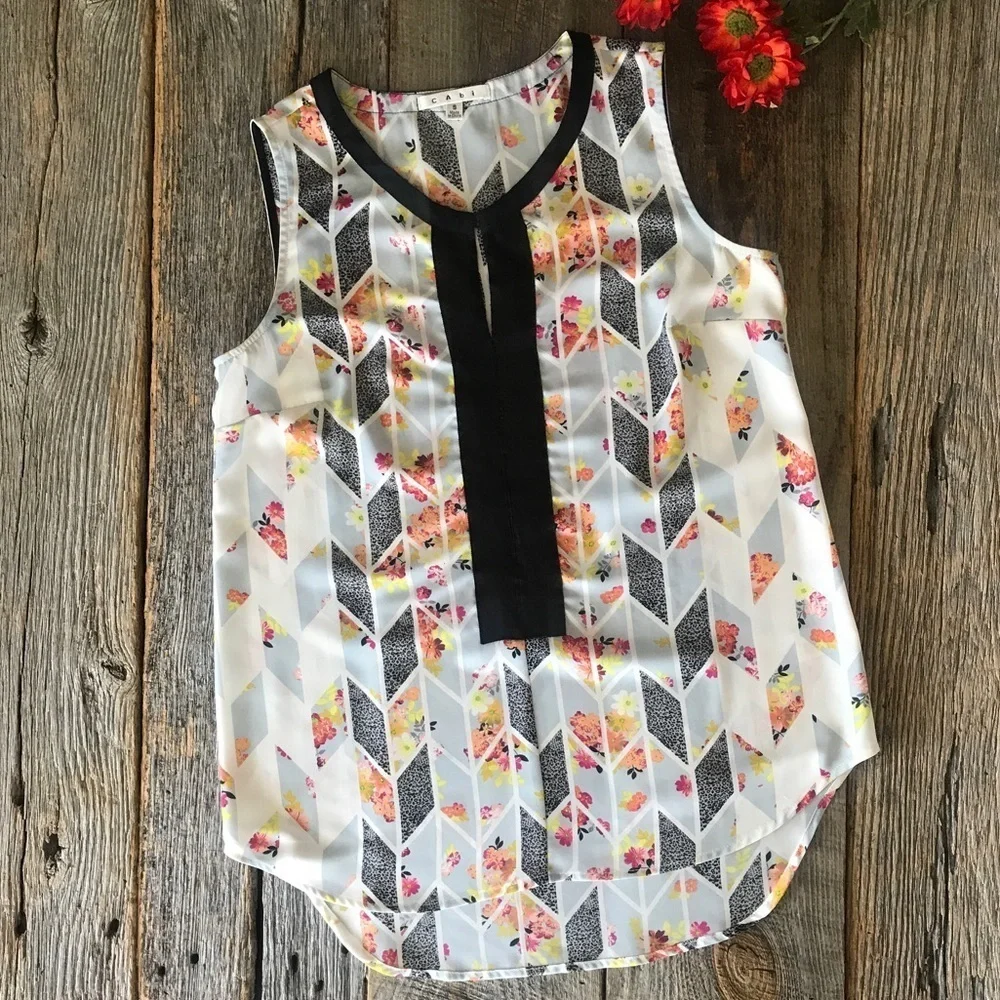 CAbi Grosgrain Floral Geometric Sleeveless Size S - Picture 2 of 11